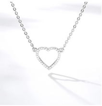 Load image into Gallery viewer, Sparkly Heart Necklace
